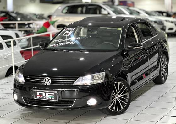VOLKSWAGEN JETTA 2.0 TSI HIGHLINE 211CV GASOLINA 4P TIPTRONIC